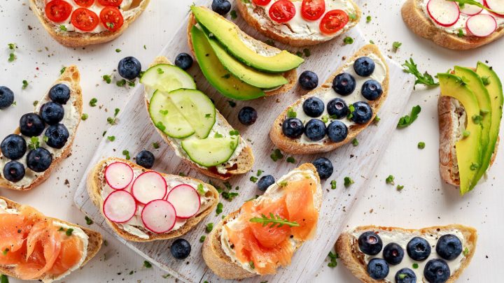 Healthy Snacking Can Bridge Nutrient Gaps