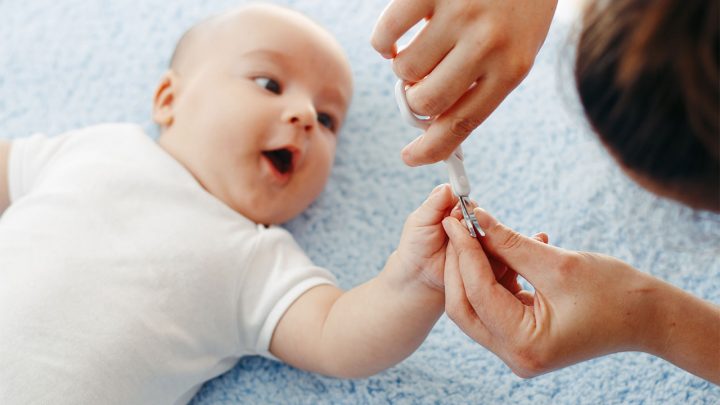 7 Safety Tips to Cut Baby’s Nails Easily