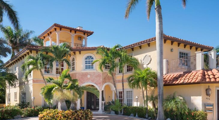 Four reasons to buy a property in Playa de Aro